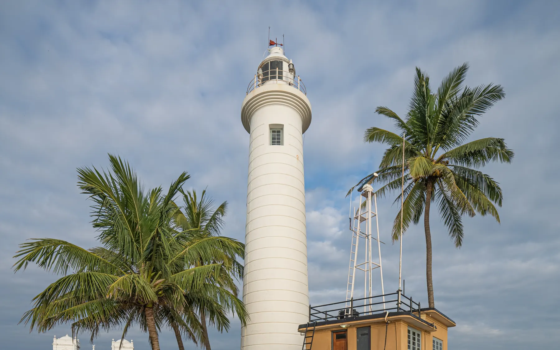 The lighthouse, morning