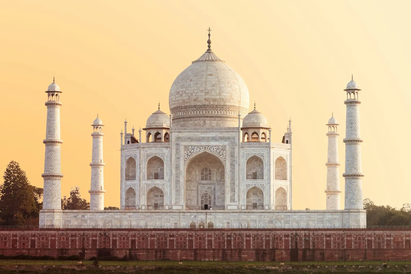 The Taj Mahal at dusk, seen from the Mehtab Bagh gardens